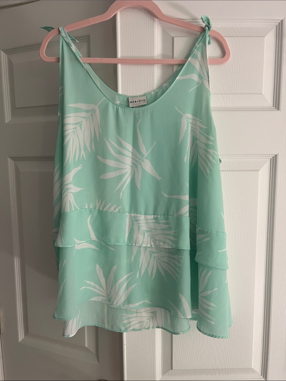 Ava & Viv Mint Green Layered Tropical Tie-Shoulder Camisole